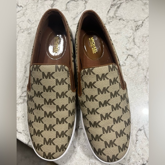 Michael Kors Keaton Slip on Loafers - Picture 2 of 6